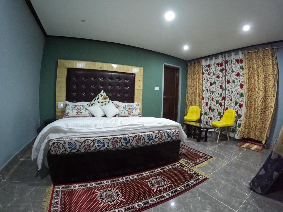 Hotel Seven Pahalgam Exterior photo